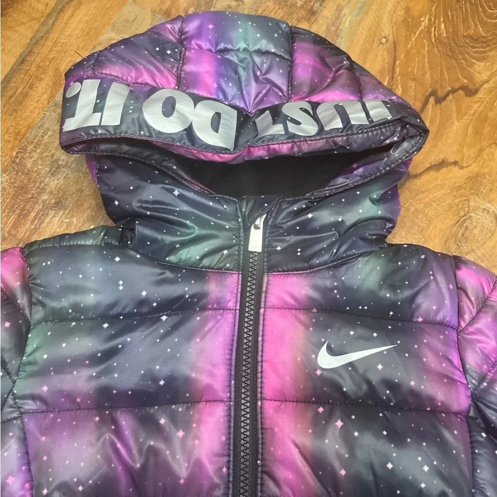 NWT Youth Nike Puffer Jacket